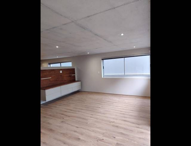 1 BEDROOM PROPERTY TO RENT IN VOELKLIP